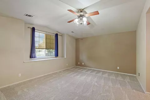 Living - 2142 Bluejay Way, Lodi, CA 95240 photo 4 of 4