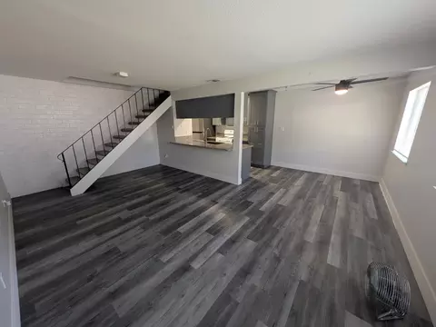 6438 Auburn Blvd #2, Citrus Heights, CA 95621