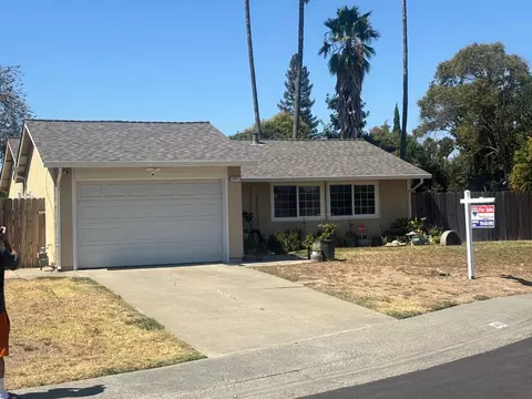 5645 Woodforest, Sacramento, CA 95842