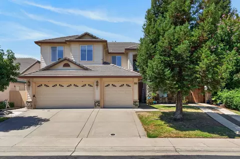 10236 Stathos Dr, Elk Grove, CA 95757