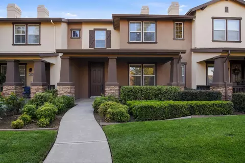570 Cutting Horse Dr #143, Oakdale, CA 95361