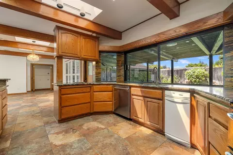 Kitchen - 709 Winfield Pl, Modesto, CA 95355 photo 3 of 9