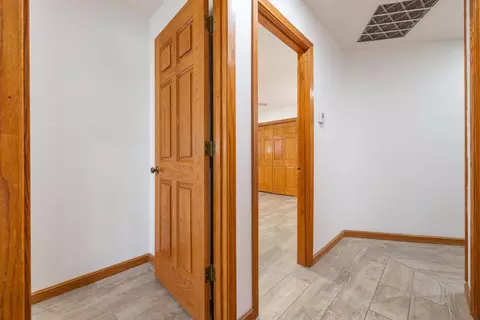 Entry Way - 709 Winfield Pl, Modesto, CA 95355 photo 6 of 12