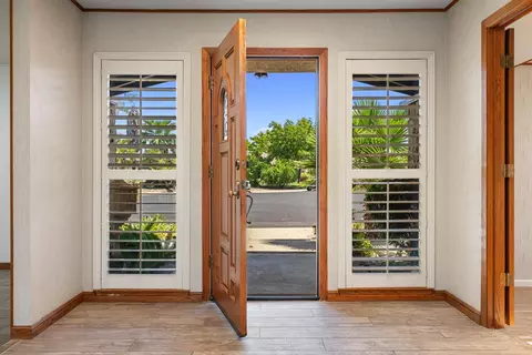 Entry Way - 709 Winfield Pl, Modesto, CA 95355 photo 2 of 12