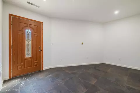 Entry Way - 709 Winfield Pl, Modesto, CA 95355 photo 11 of 12
