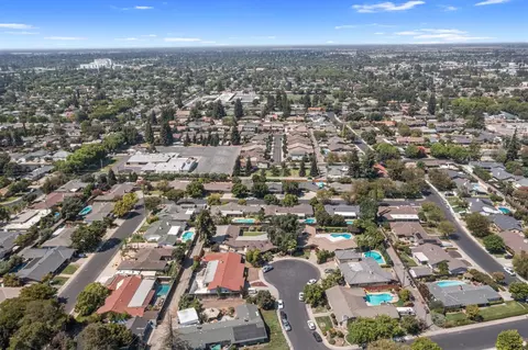 View/Area - 709 Winfield Pl, Modesto, CA 95355 photo 10 of 11