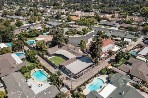 View/Area - 709 Winfield Pl, Modesto, CA 95355 photo 4 of 11