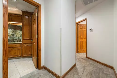 Entry Way - 709 Winfield Pl, Modesto, CA 95355 photo 4 of 12