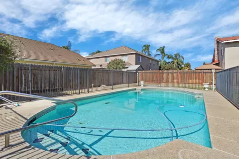 Exterior - 2300 Senimi Cir, Ceres, CA 95307 photo 12 of 14