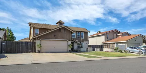 Exterior - 2300 Senimi Cir, Ceres, CA 95307 photo 5 of 14