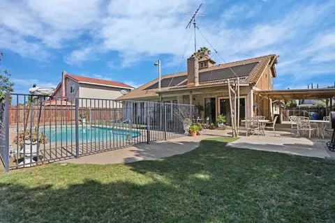 Exterior - 2300 Senimi Cir, Ceres, CA 95307 photo 9 of 14