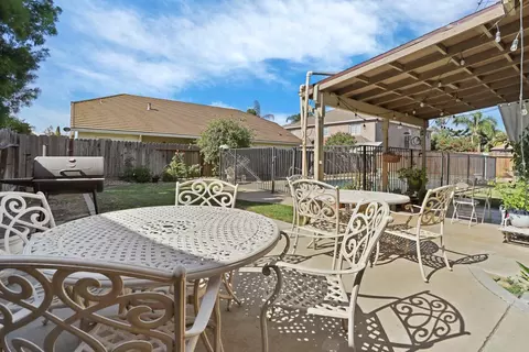 Exterior - 2300 Senimi Cir, Ceres, CA 95307 photo 8 of 14