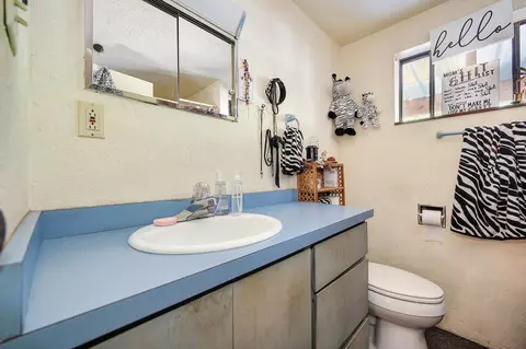 Bath - 4940 Star Ln, Georgetown, CA 95634 photo 3 of 3