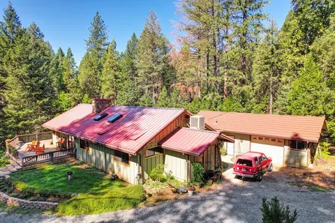 Exterior - 4940 Star Ln, Georgetown, CA 95634 photo 4 of 28