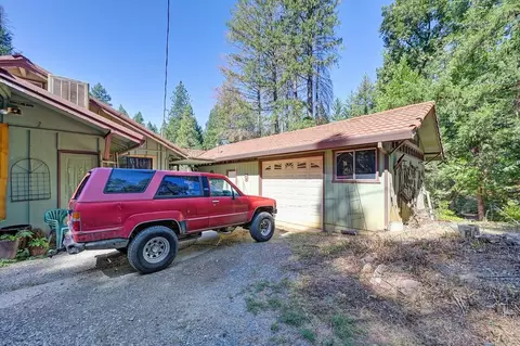 Exterior - 4940 Star Ln, Georgetown, CA 95634 photo 8 of 28