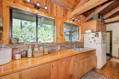 Kitchen - 4940 Star Ln, Georgetown, CA 95634 photo 2 of 7