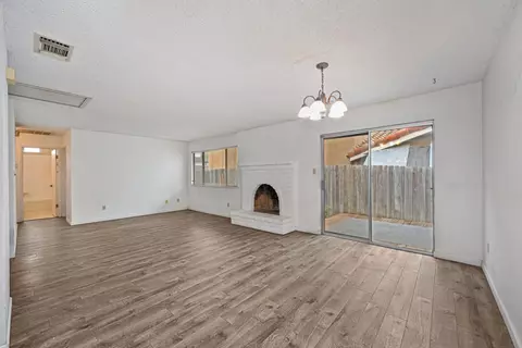 Living - 4136 Hollister Ave, Carmichael, CA 95608 photo 5 of 8