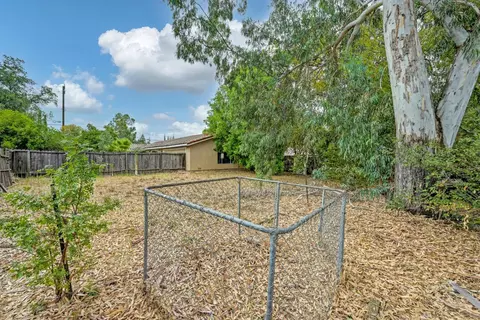 Exterior - 4136 Hollister Ave, Carmichael, CA 95608 photo 6 of 10