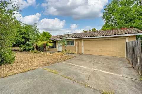 Exterior - 4136 Hollister Ave, Carmichael, CA 95608 photo 1 of 10