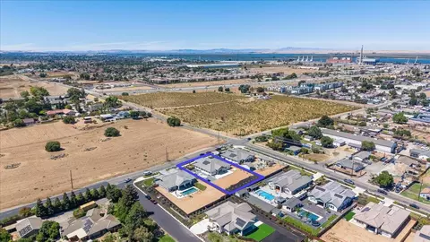 View/Area - 5010 Neroly Rd, Oakley, CA 94561 photo 4 of 7
