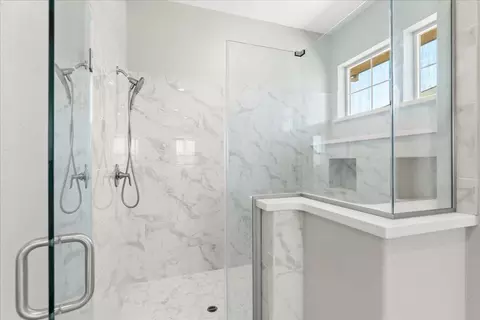 Bath - 5010 Neroly Rd, Oakley, CA 94561 photo 4 of 8