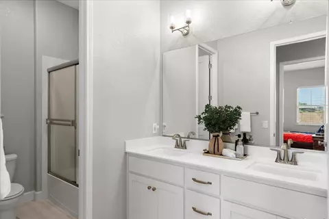 Bath - 5010 Neroly Rd, Oakley, CA 94561 photo 8 of 8