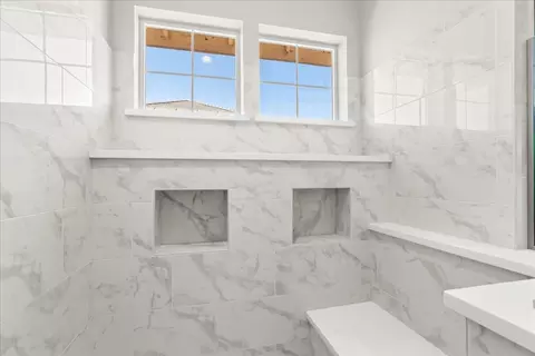 Bath - 5010 Neroly Rd, Oakley, CA 94561 photo 5 of 8