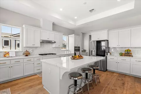 Kitchen - 5010 Neroly Rd, Oakley, CA 94561 photo 1 of 9