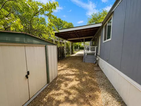 Exterior - 4728 Pacific Ave, Olivehurst, CA 95961 photo 10 of 12