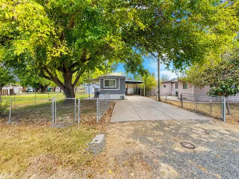 Exterior - 4728 Pacific Ave, Olivehurst, CA 95961 photo 2 of 12