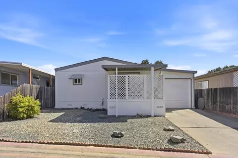 5594 Heritage Dr, Ione, CA 95640