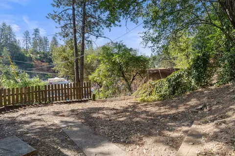 Exterior - 873 Union St, Placerville, CA 95667 photo 4 of 6