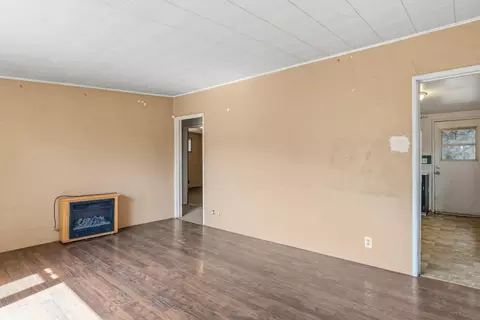 Living - 873 Union St, Placerville, CA 95667 photo 4 of 4