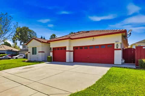 Exterior - 567 Whitney Ct, Tracy, CA 95377 photo 2 of 4