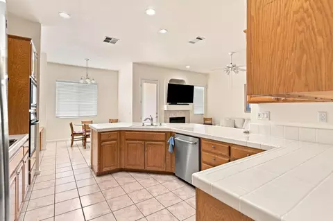 Kitchen - 567 Whitney Ct, Tracy, CA 95377 photo 2 of 3