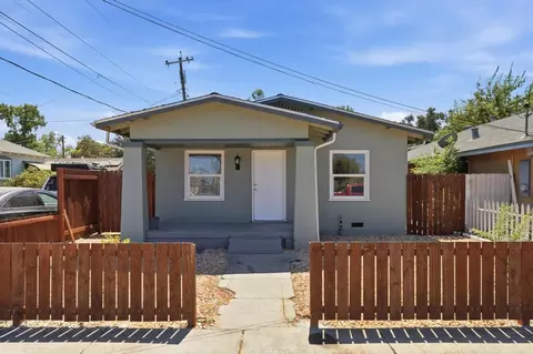 918 12th St, Marysville, CA 95901