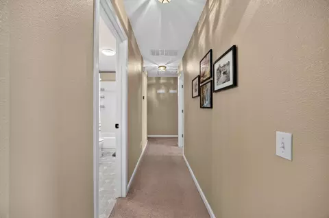 Entry Way - 4204 Ivory Ln, Turlock, CA 95382 photo 2 of 6