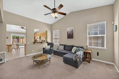 Living - 4204 Ivory Ln, Turlock, CA 95382 photo 1 of 1