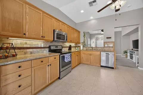 Kitchen - 4204 Ivory Ln, Turlock, CA 95382 photo 3 of 5
