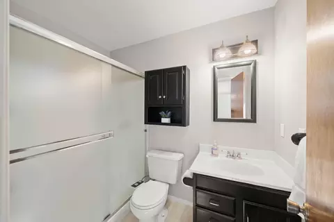 Bath - 330 Gregory Way, Colfax, CA 95713 photo 4 of 6
