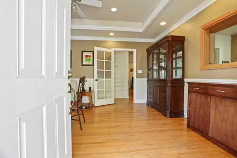 Entry Way - 517 Daisy Ave, Lodi, CA 95240 photo 1 of 2