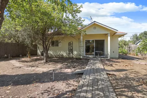 Exterior - 517 Daisy Ave, Lodi, CA 95240 photo 12 of 16