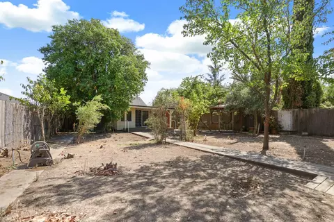 Exterior - 517 Daisy Ave, Lodi, CA 95240 photo 10 of 16