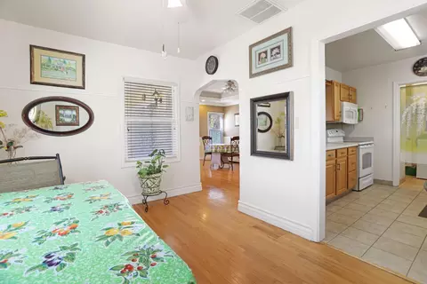 Dining - 517 Daisy Ave, Lodi, CA 95240 photo 3 of 5
