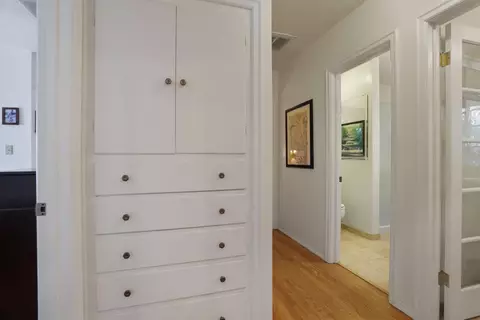Entry Way - 517 Daisy Ave, Lodi, CA 95240 photo 2 of 2