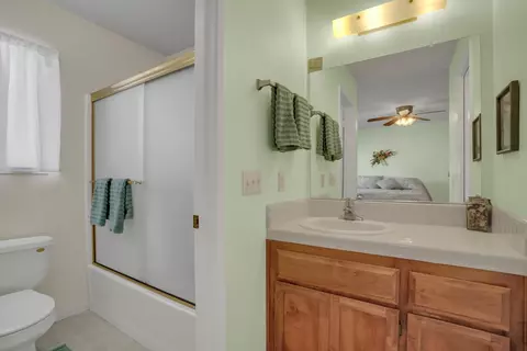 Bath - 1301 Windsor, Turlock, CA 95380 photo 3 of 3