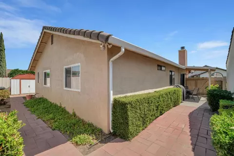 Exterior - 1301 Windsor, Turlock, CA 95380 photo 9 of 9