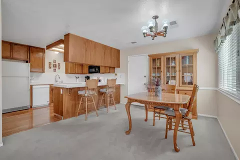 Dining - 1301 Windsor, Turlock, CA 95380 photo 1 of 2