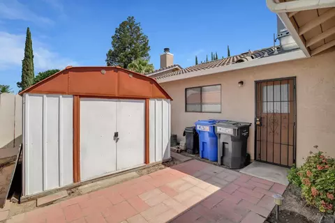 Exterior - 1301 Windsor, Turlock, CA 95380 photo 8 of 9
