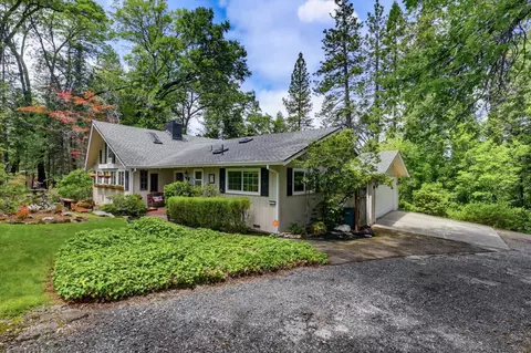 Exterior - 10096 Elder Dr, Grass Valley, CA 95949 photo 9 of 40